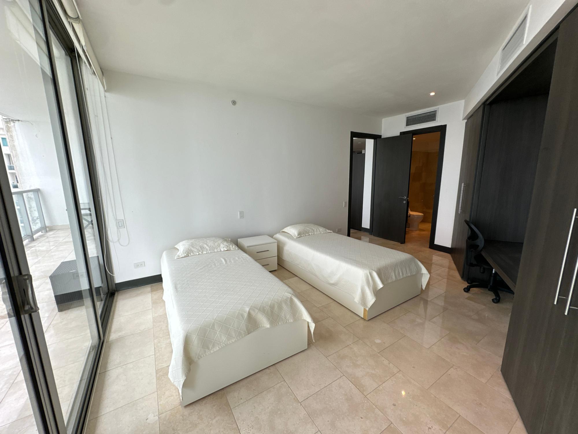 res-000064d4-20.jpg