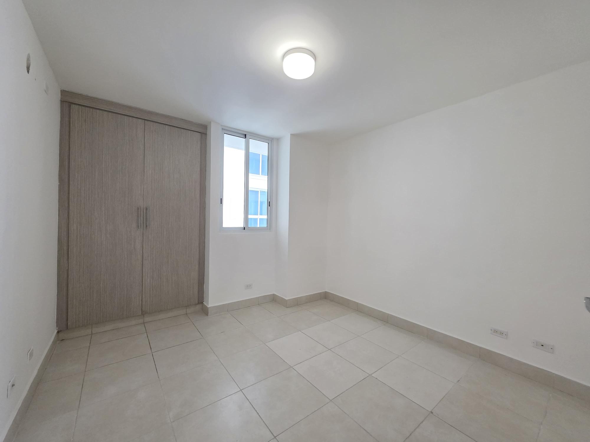res-000064e4-07.jpg