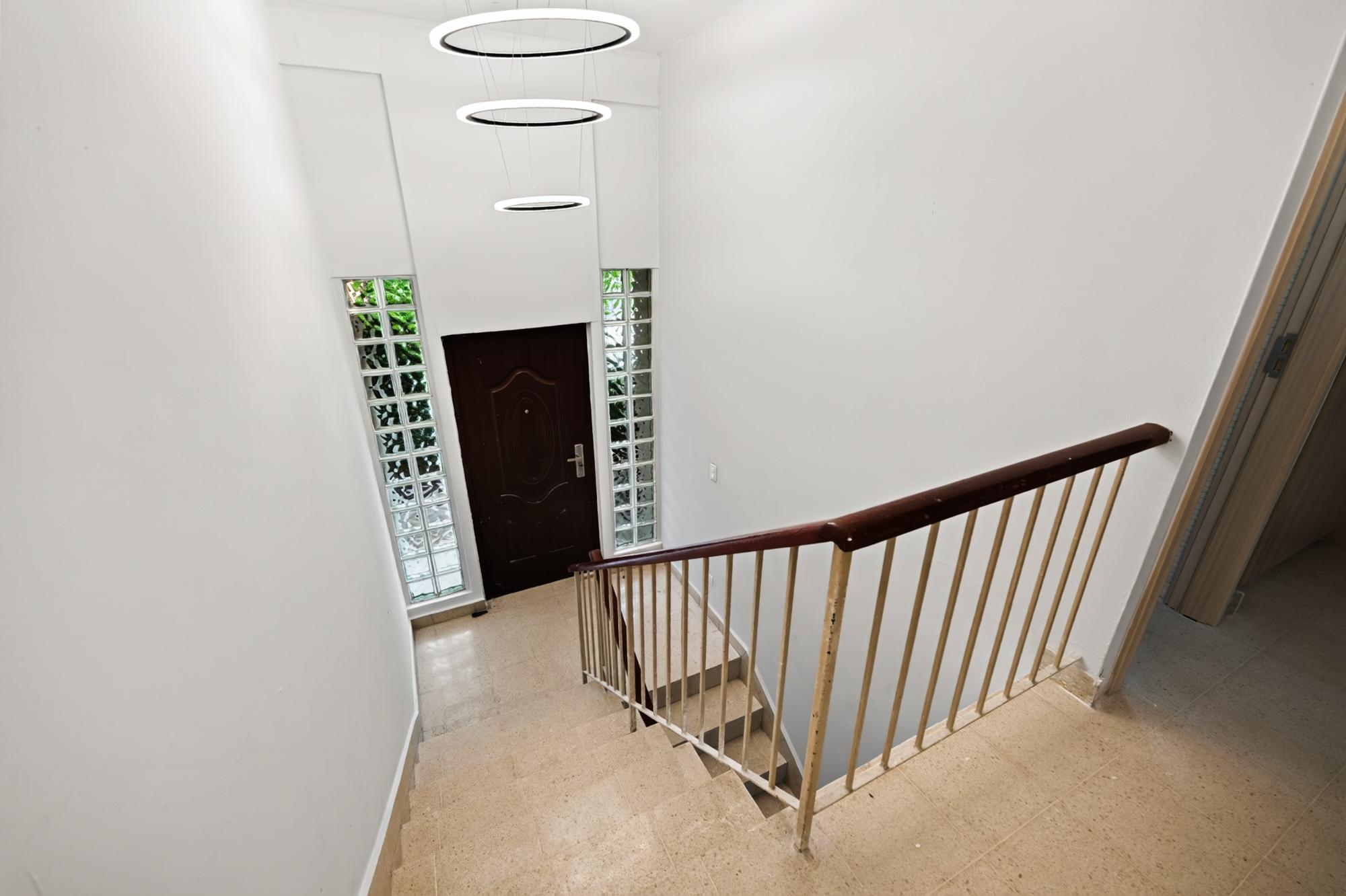 res-00006514-19.jpg