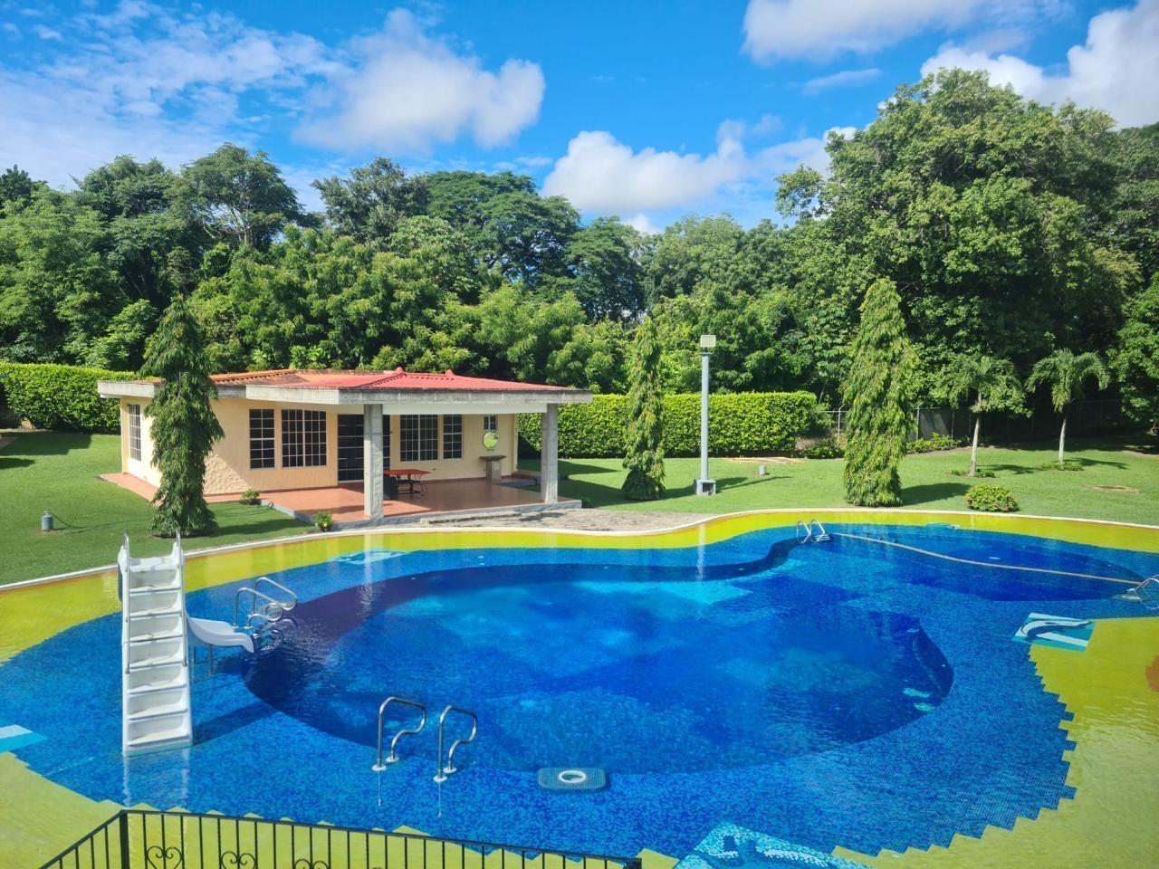 res-00006527-08.jpg