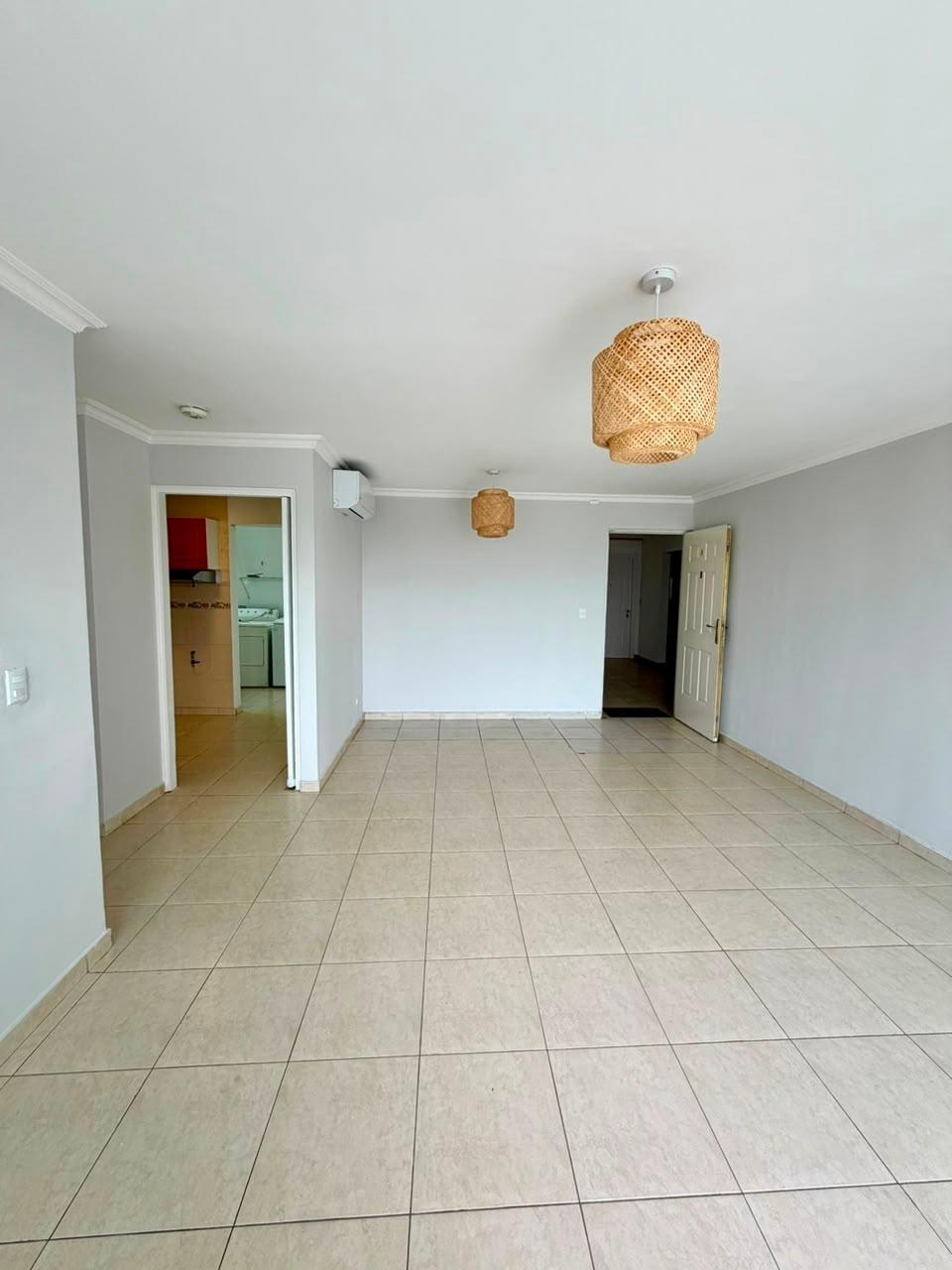 res-00006530-06.jpg