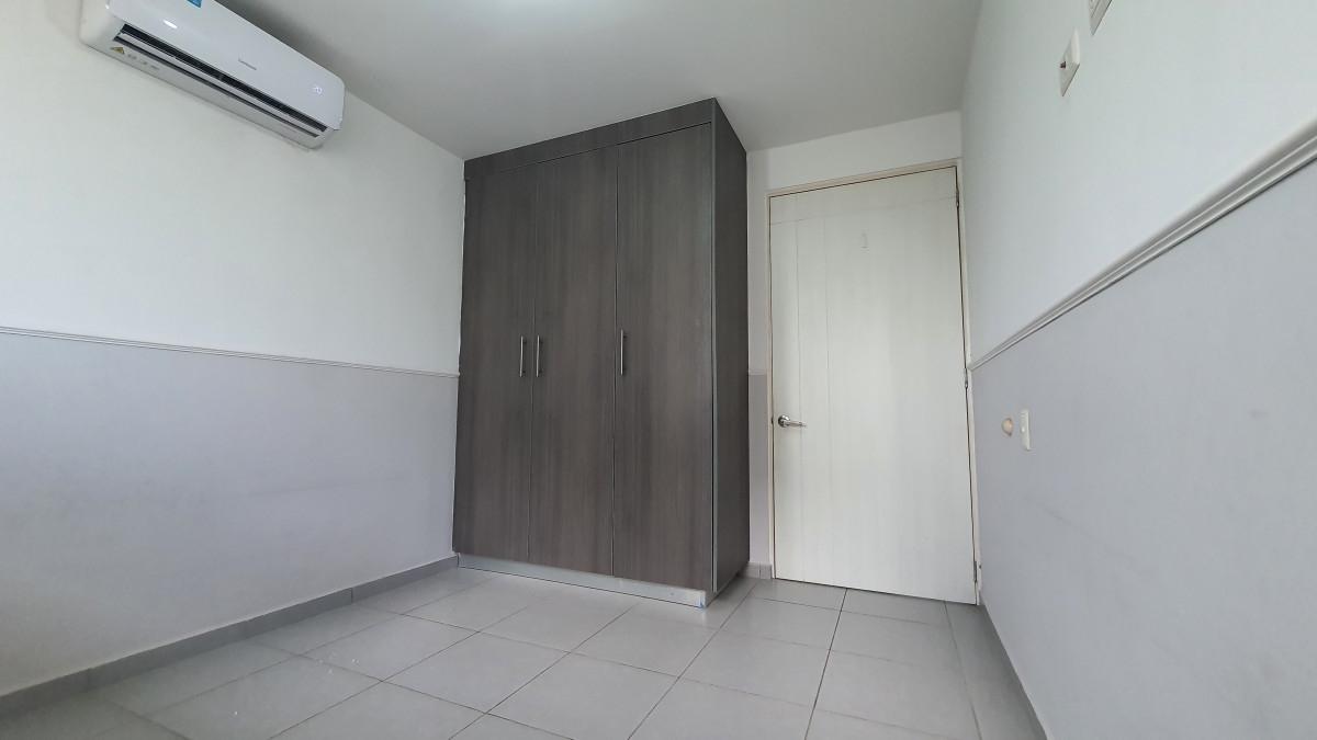 res-00006533-12.jpg