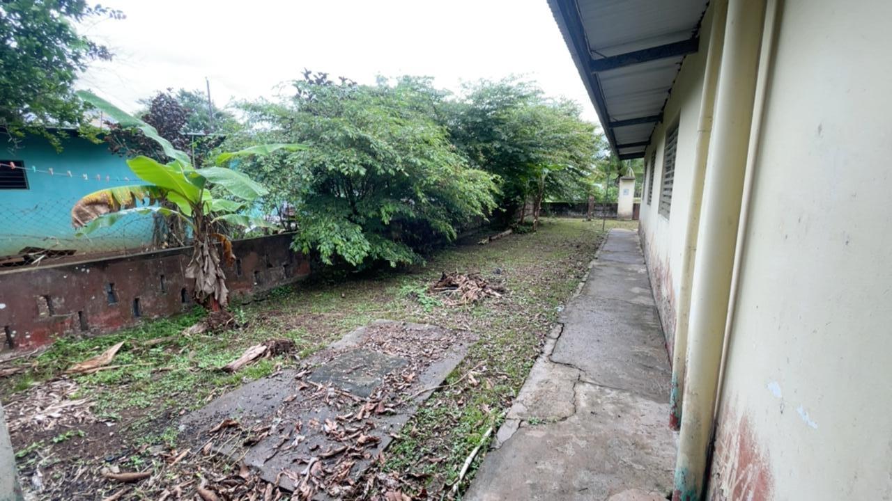 res-00006562-09.jpg