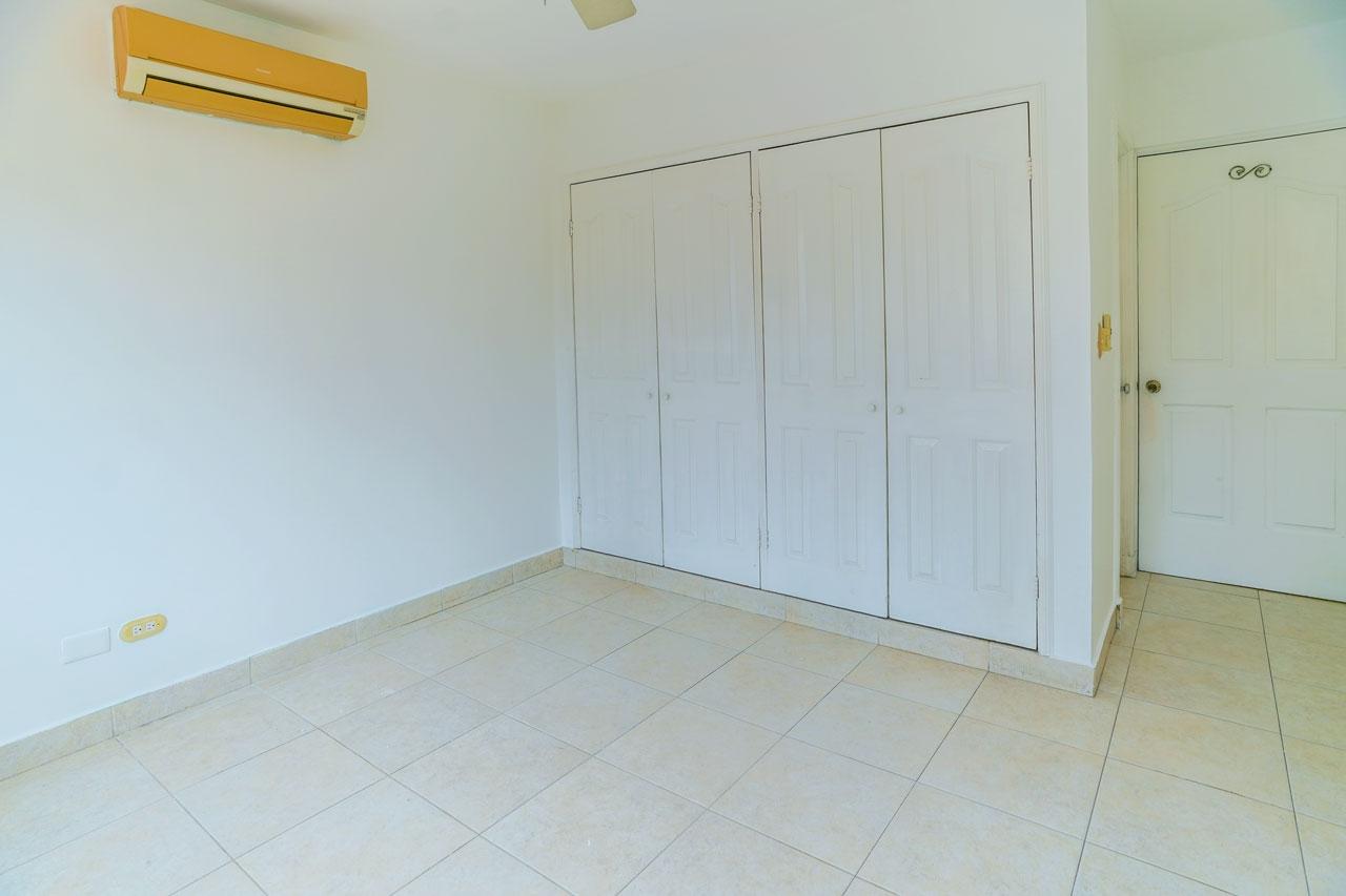 res-00006585-17.jpg