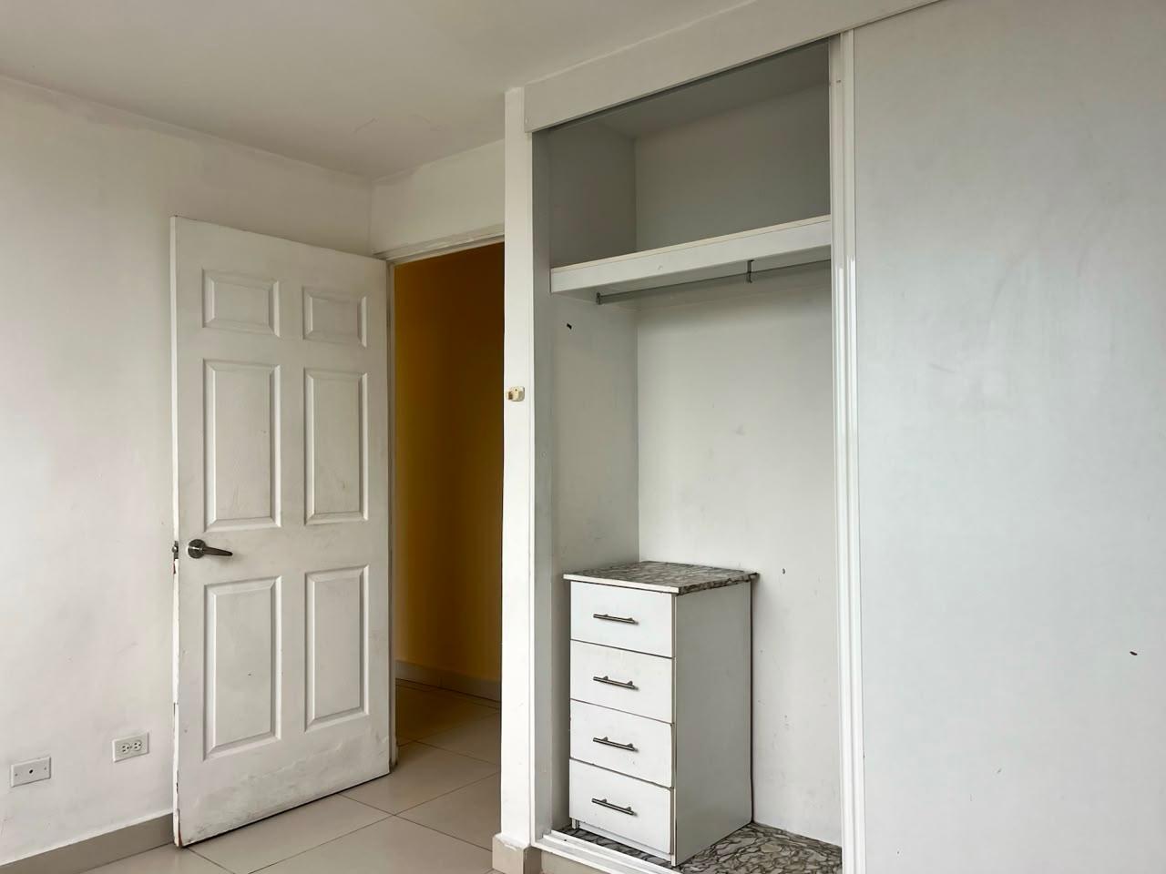 res-000065e0-09.jpg