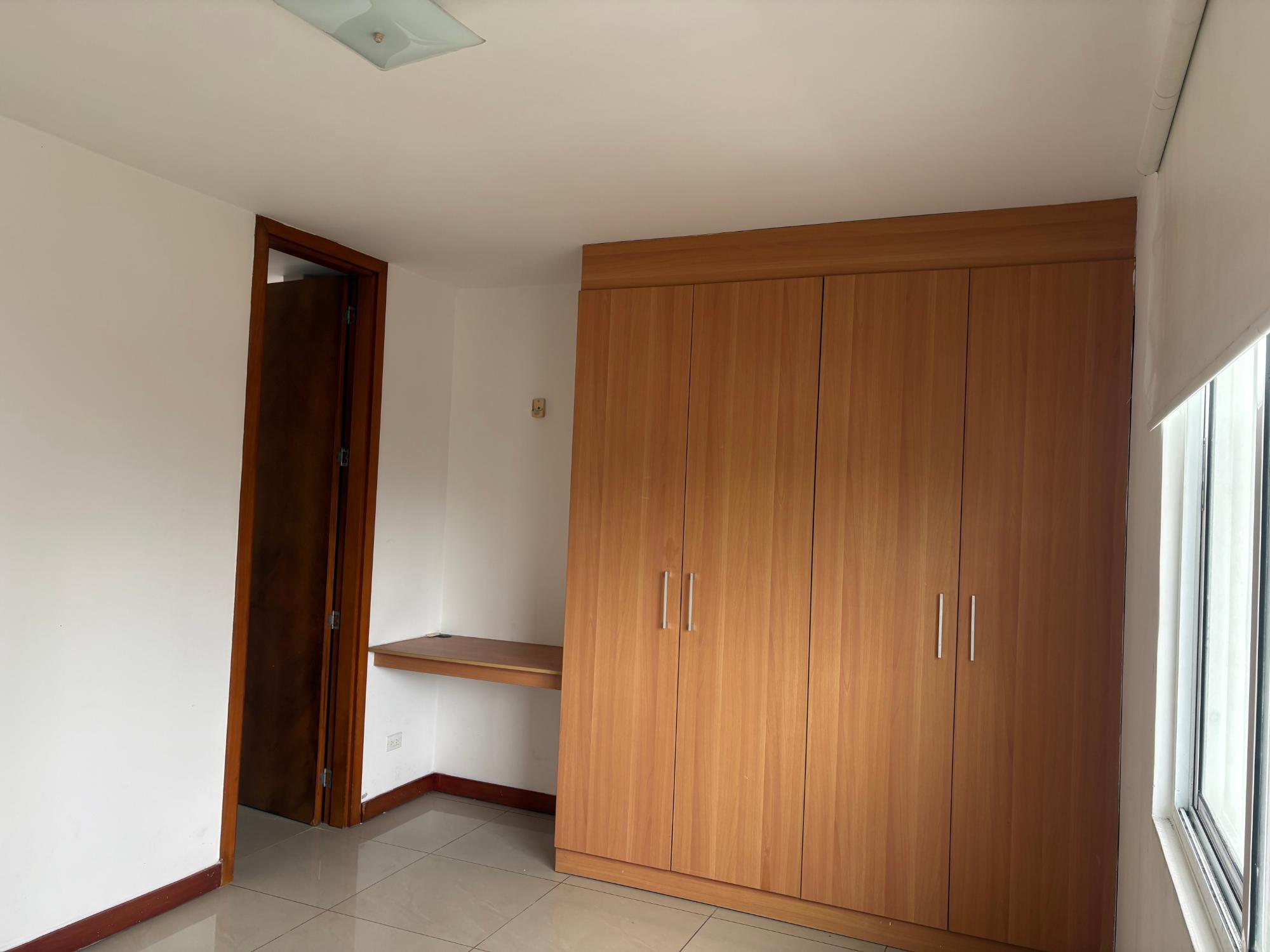 res-000065f3-09.jpg