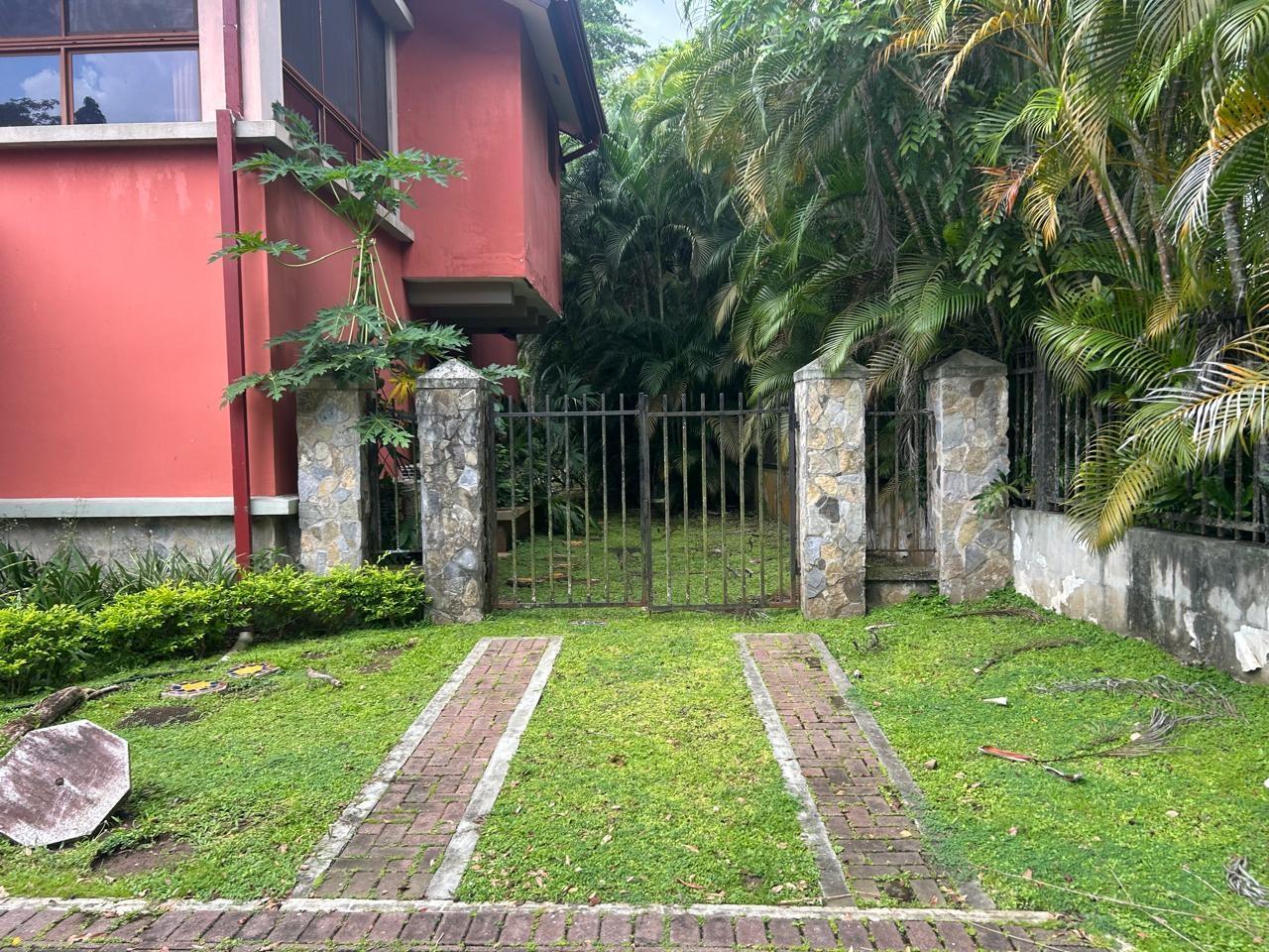 res-00006627-06.jpg